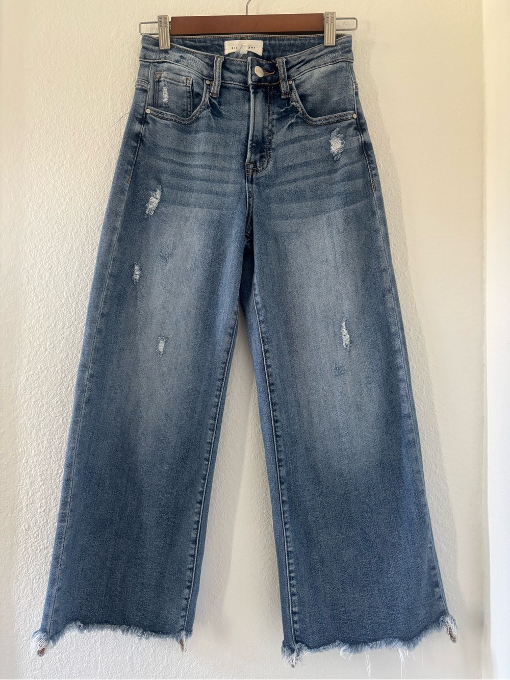 Risen Wide Leg Distressed crop raw hem tummy control  jeans 25